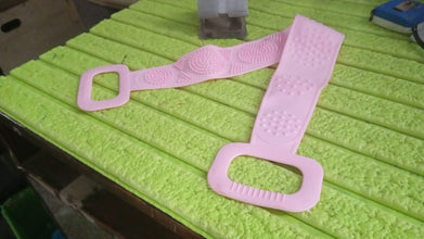 Silicone Body Back Scrubber - Double-Sided Bath Brush for Deep Cleaning & Massage (Medium Size /1pc)